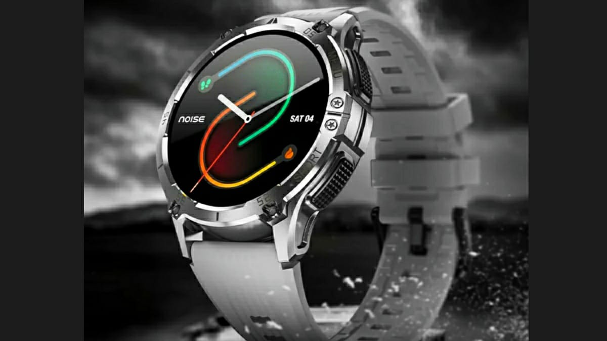 NoiseFit Plus smartwatch